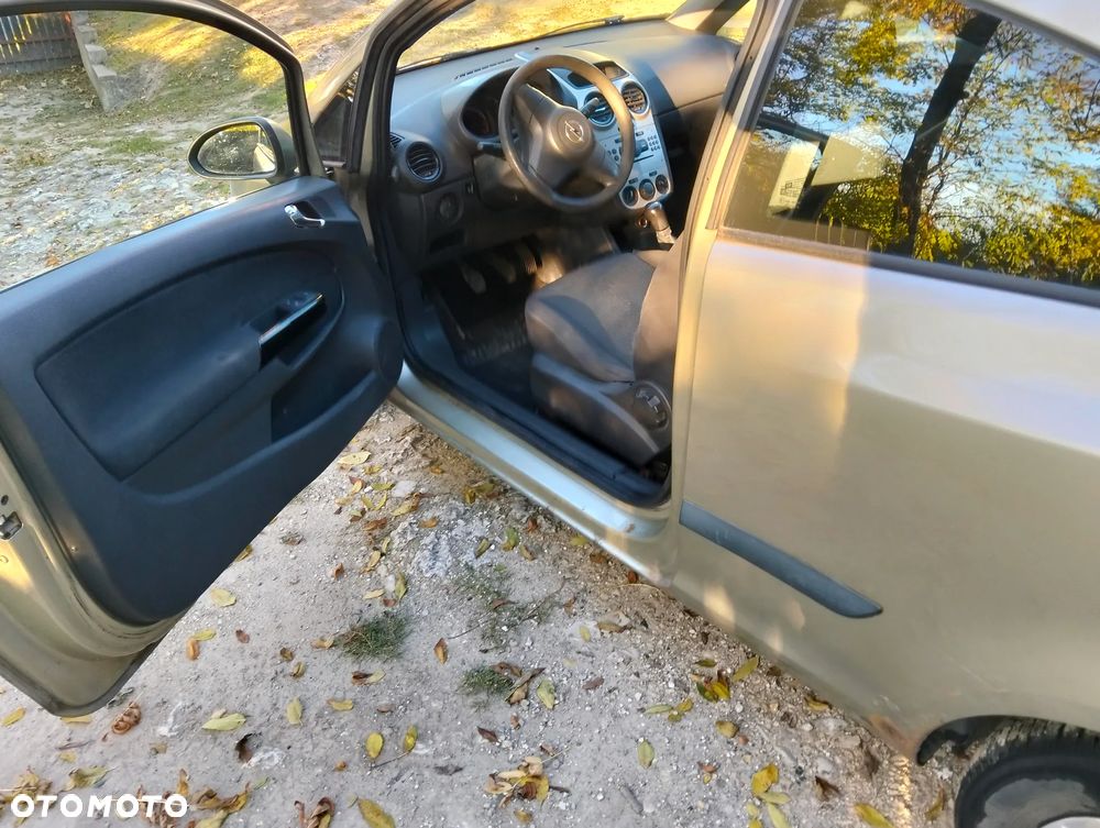 Opel Corsa - 9