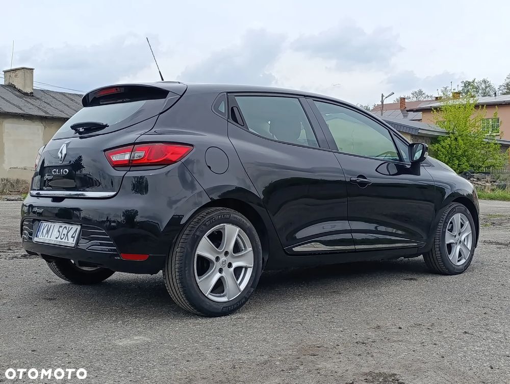 Renault Clio 1.2 16V Alize EU6 - 24