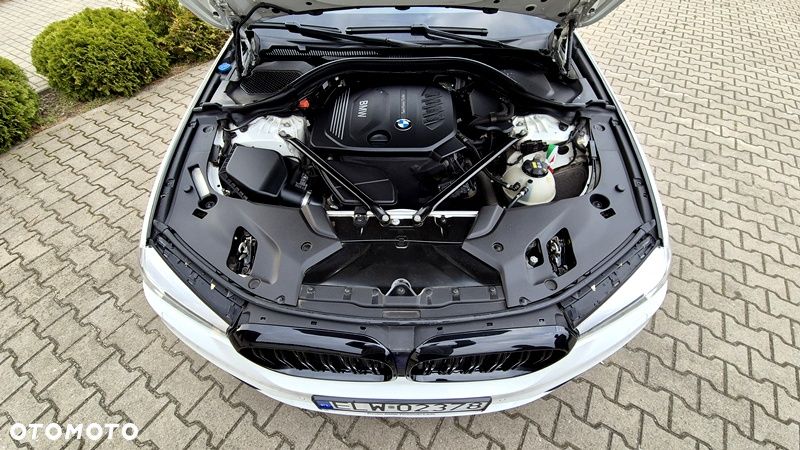 BMW Seria 5 520d Efficient Dynamics Sport Line sport - 37