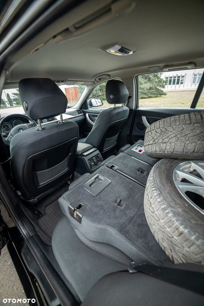 BMW Seria 3 - 12