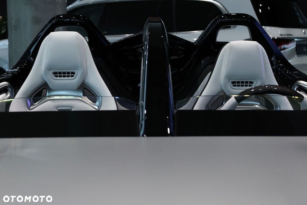 Mercedes-Benz AMG GT - 19