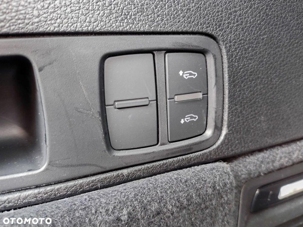 Audi SQ5 Sportback - 28