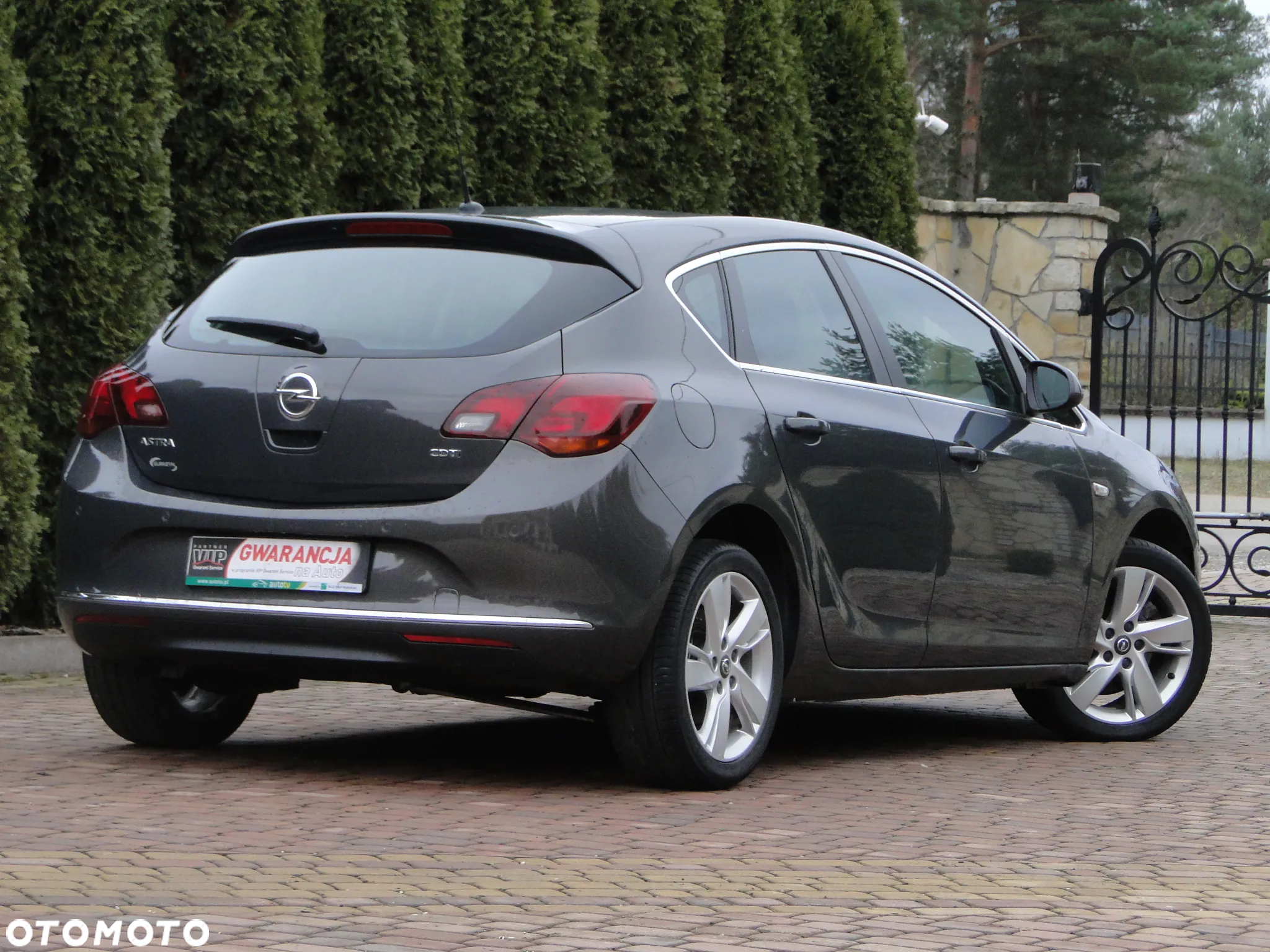 Opel Astra IV 1.7 CDTI Cosmo - 4