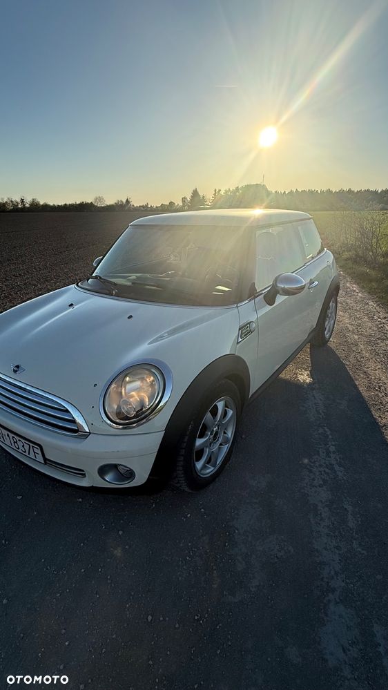 MINI ONE Standard - 5