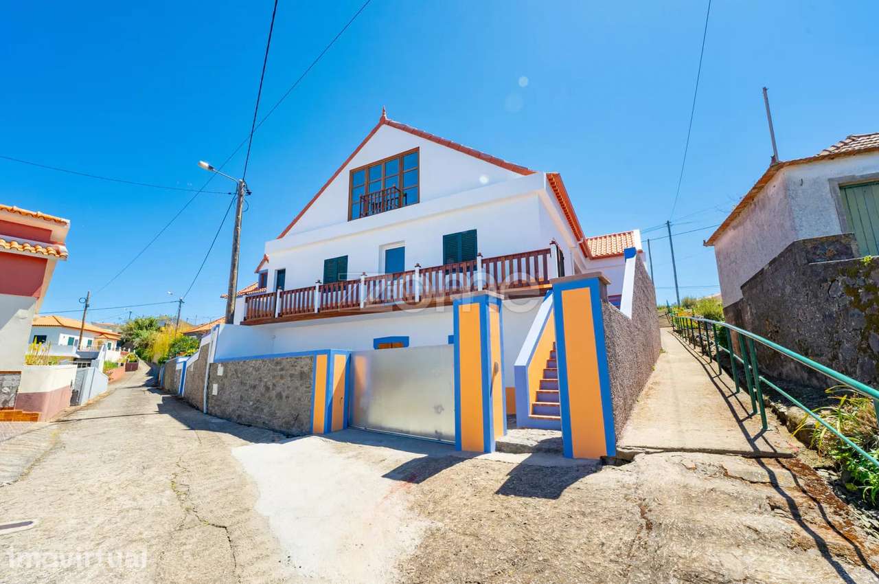 Moradia T3 Remodelada na Ponta do Pargo, Calheta - Grande imagem: 3/39