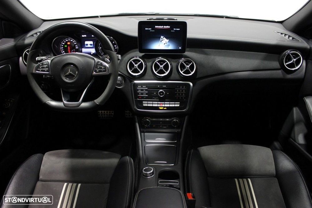 Mercedes-Benz CLA 220 - 18