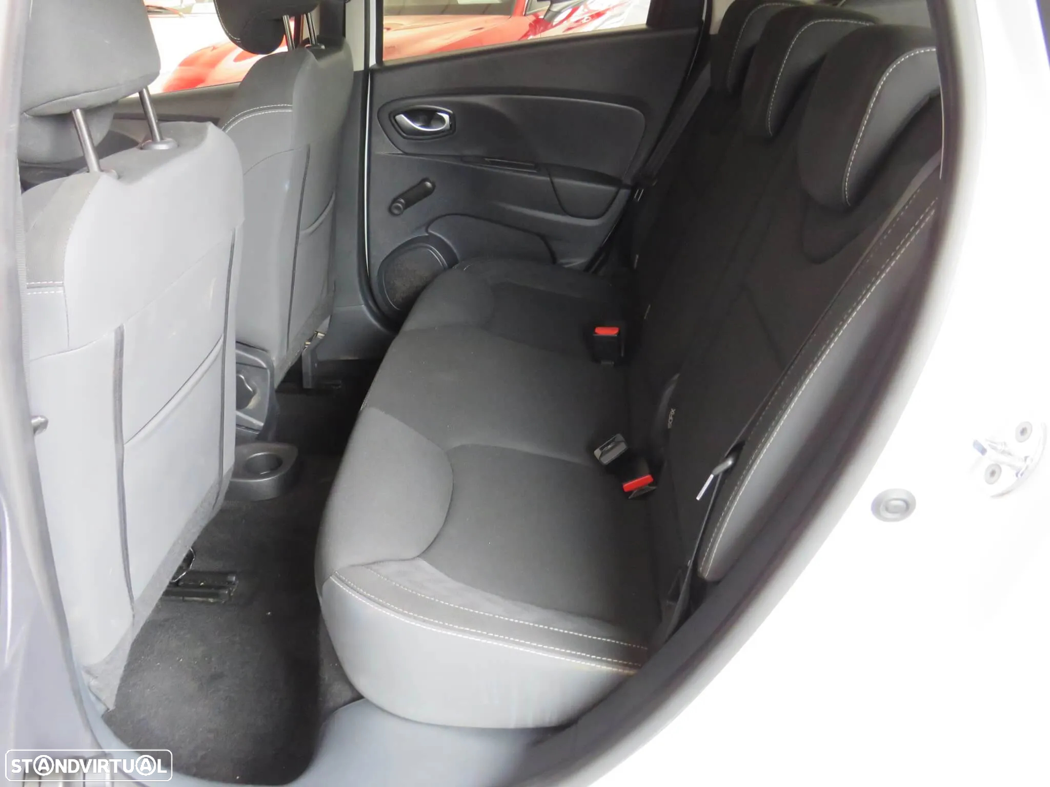 Renault Clio Sport Tourer 0.9 TCe Limited - 14