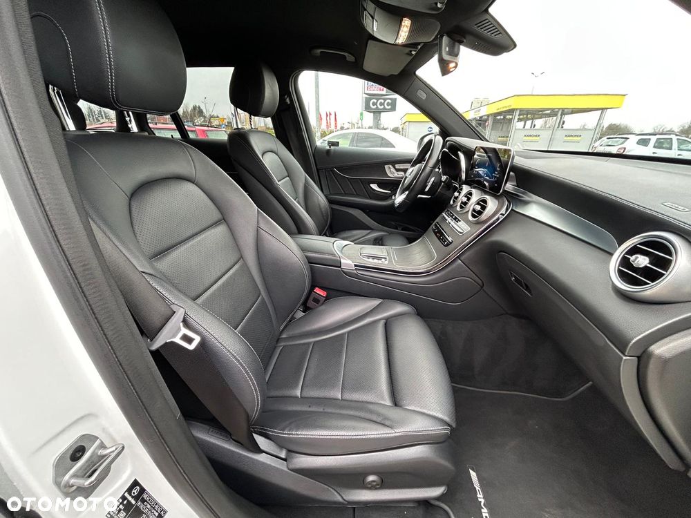 Mercedes-Benz GLC - 11
