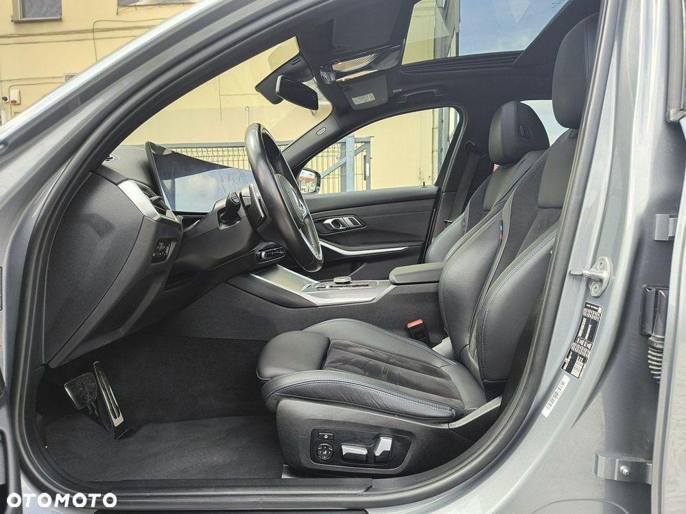 BMW Seria 3 320i Edition M Sport Shadow - 9