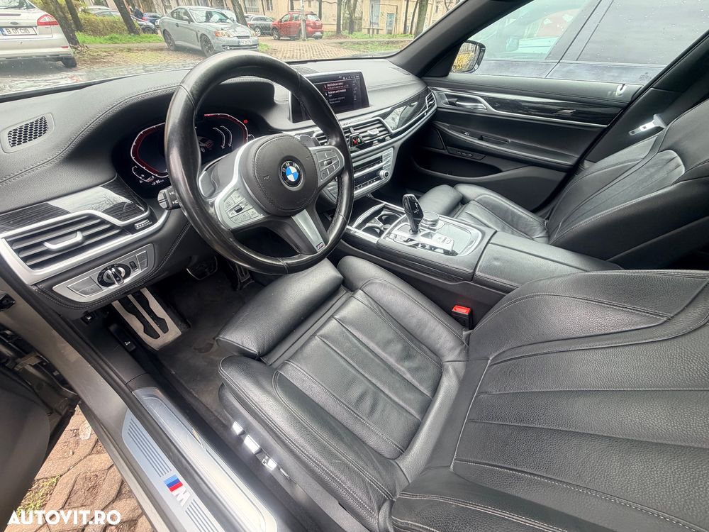 BMW Seria 7 - 12
