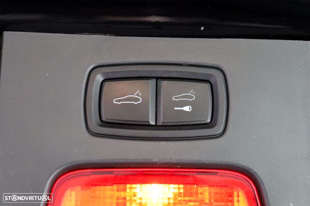 Porsche Cayenne - 49