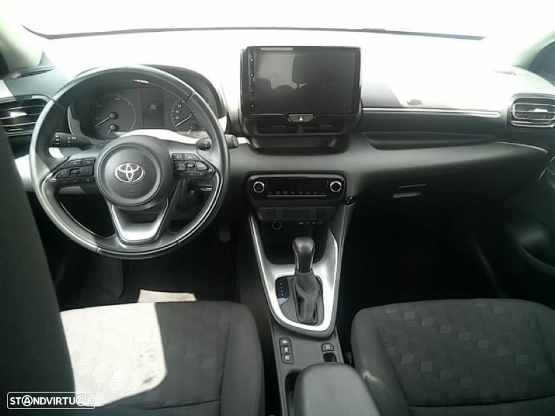 Toyota Yaris - 18