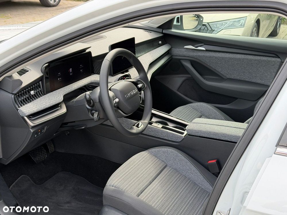 Skoda Superb 2.0 TDI SCR 4x4 Drive DSG - 12