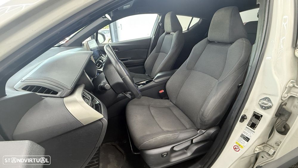 Toyota C-HR 1.8 Hybrid Square Collection - 11