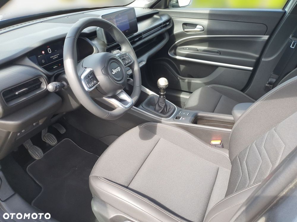 Jeep Avenger 1.2 GSE T3 Altitude FWD - 12