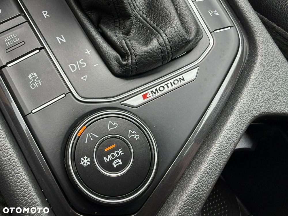 Volkswagen Tiguan - 34