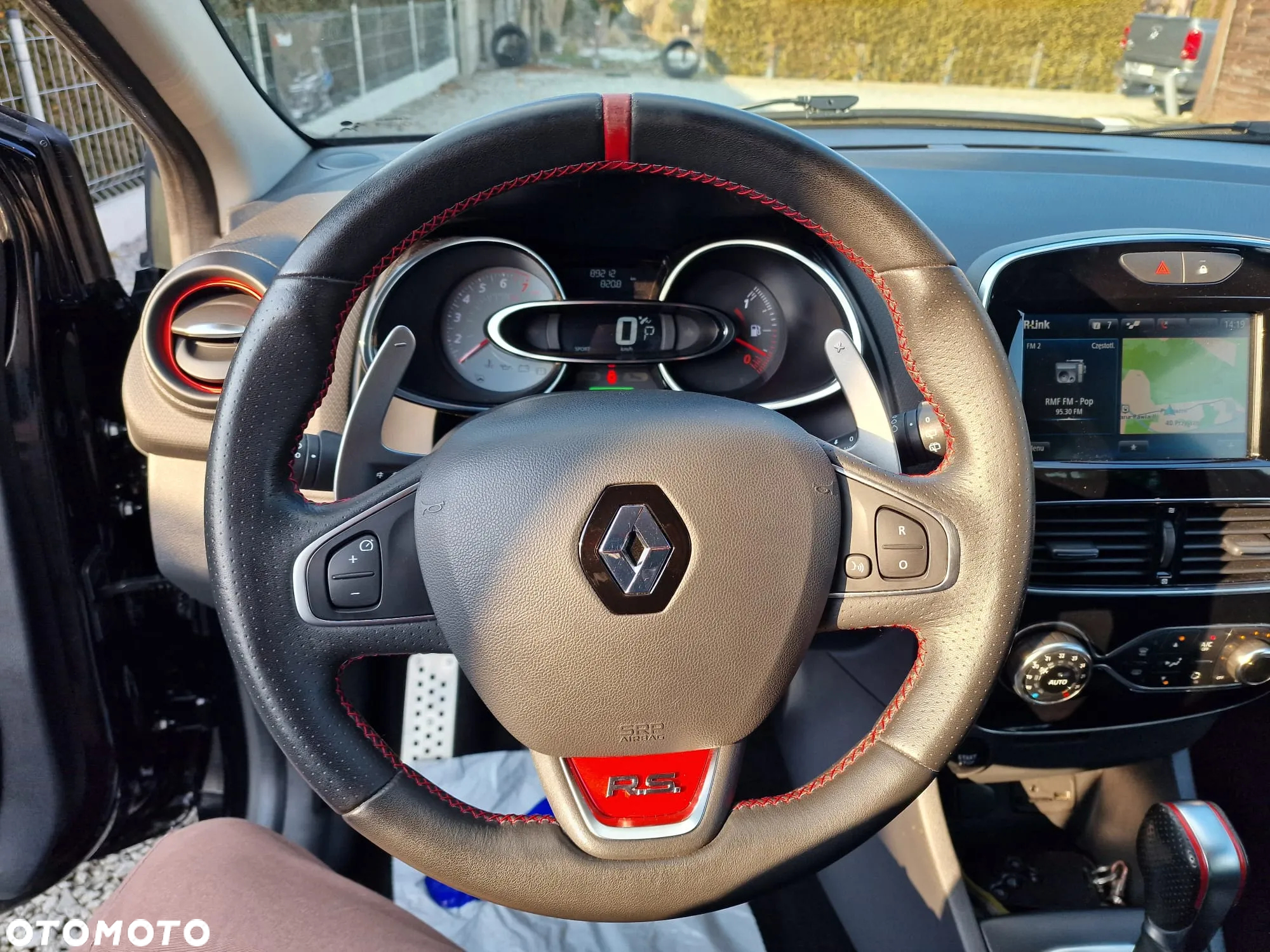 Renault Clio 1.6 R.S.Trophy 220 EDC - 25