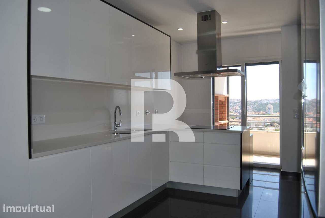 Apartamento Novo Duplex T4 com excelente terraço nas Colinas do Cruze - Grande imagem: 5/52