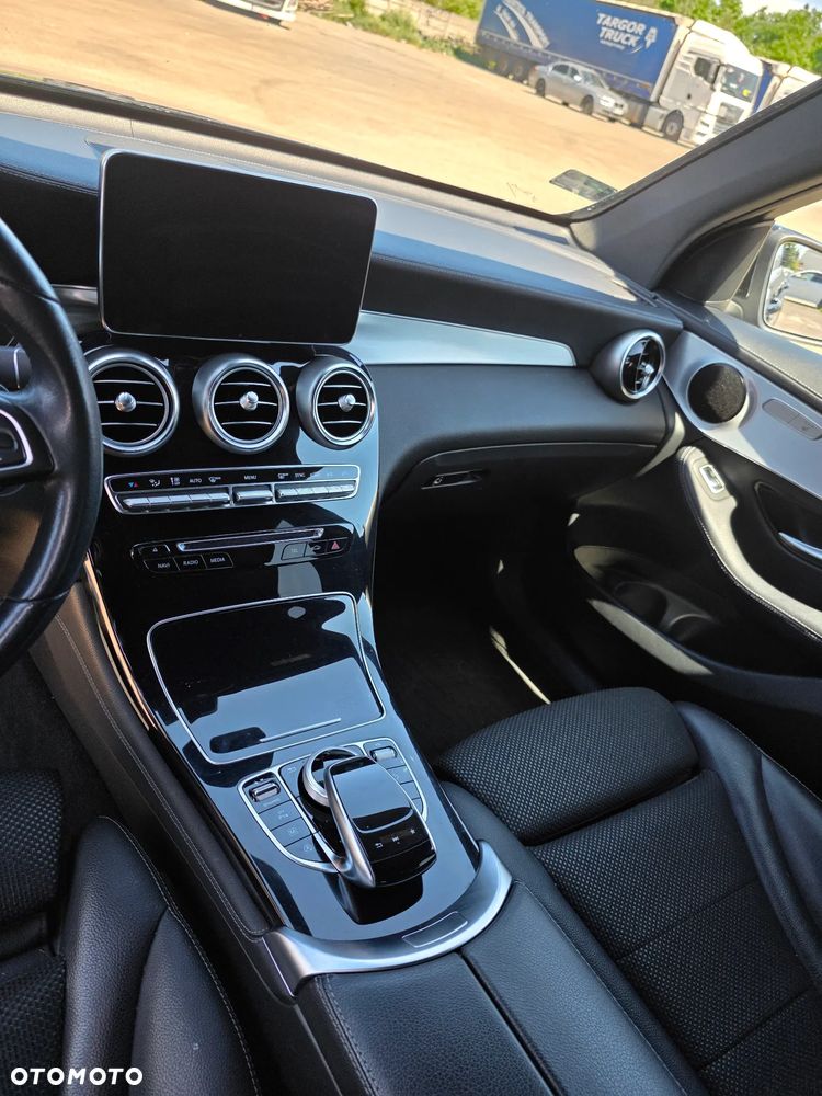 Mercedes-Benz GLC 250 4-Matic - 34