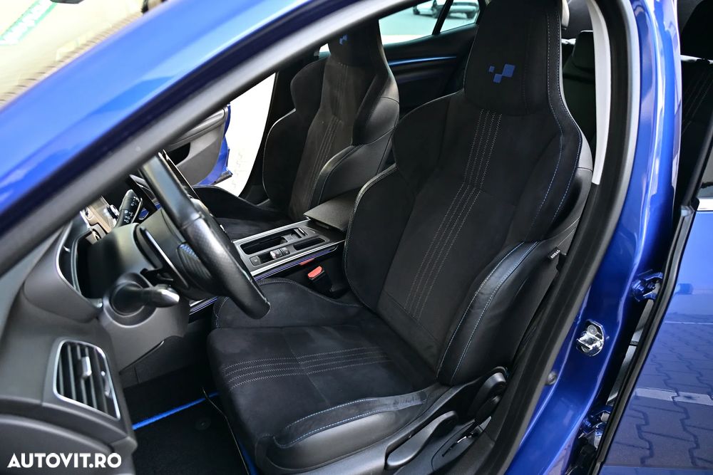 Renault Megane ENERGY TCe 205 EDC GT - 17
