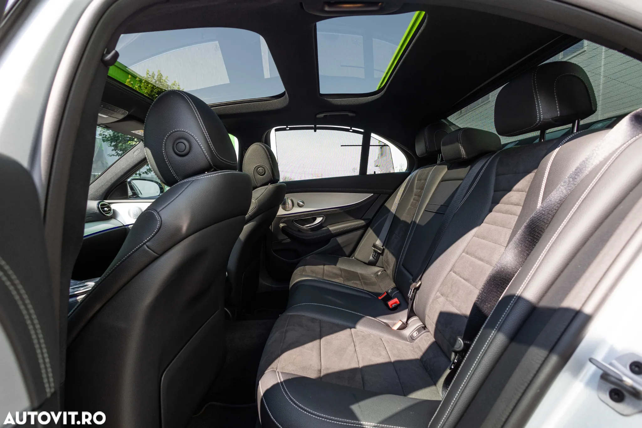 Mercedes-Benz E 300 de 4MATIC Aut. - 9