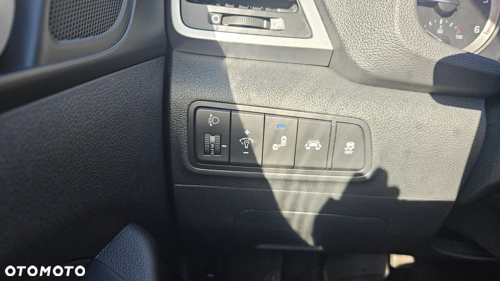 Hyundai Tucson blue 1.7 CRDi 2WD Style - 12