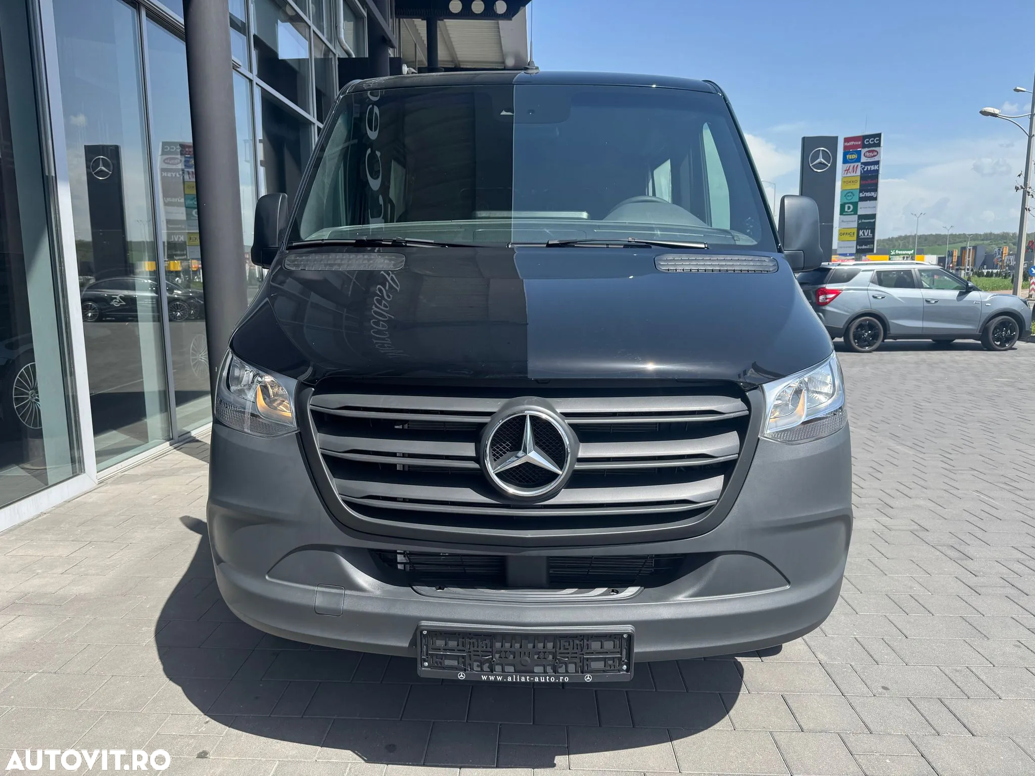 Mercedes-Benz Sprinter - 4