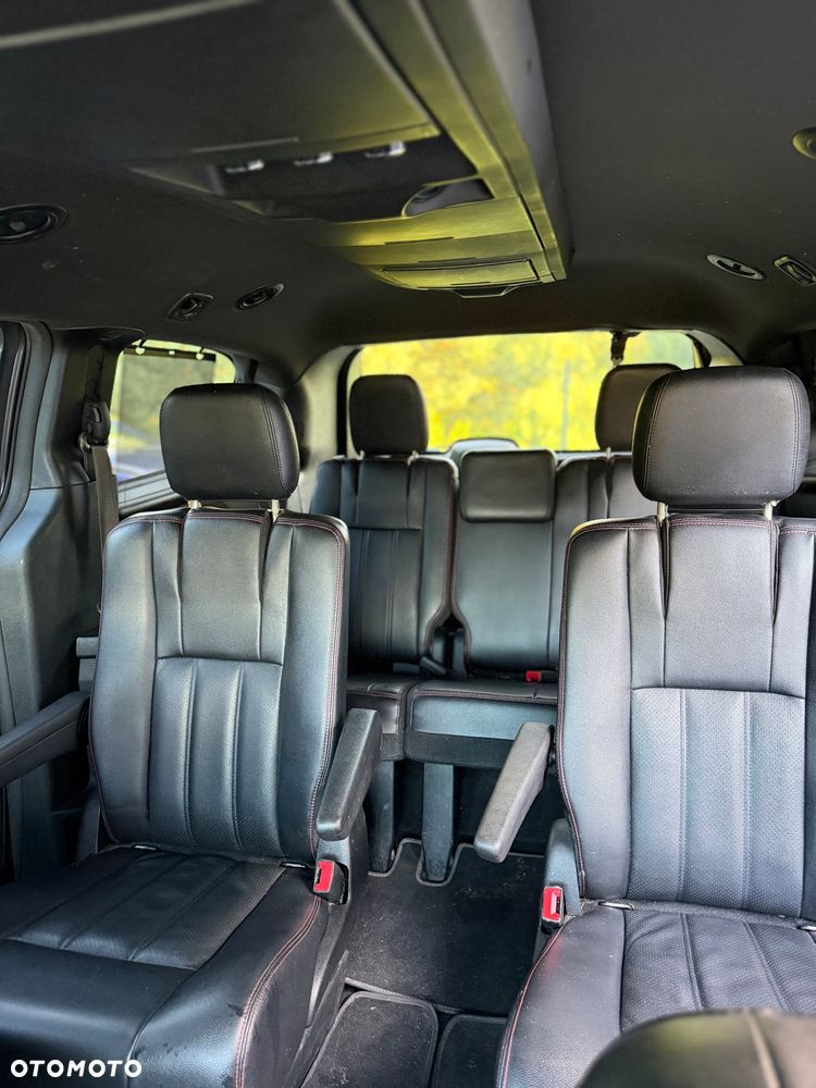 Dodge Grand Caravan 3.6 R/T - 17