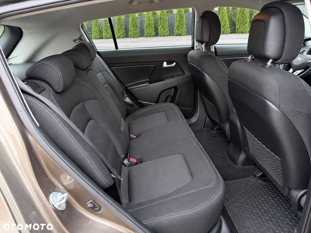 Kia Sportage 1.7 CRDI M 2WD - 8
