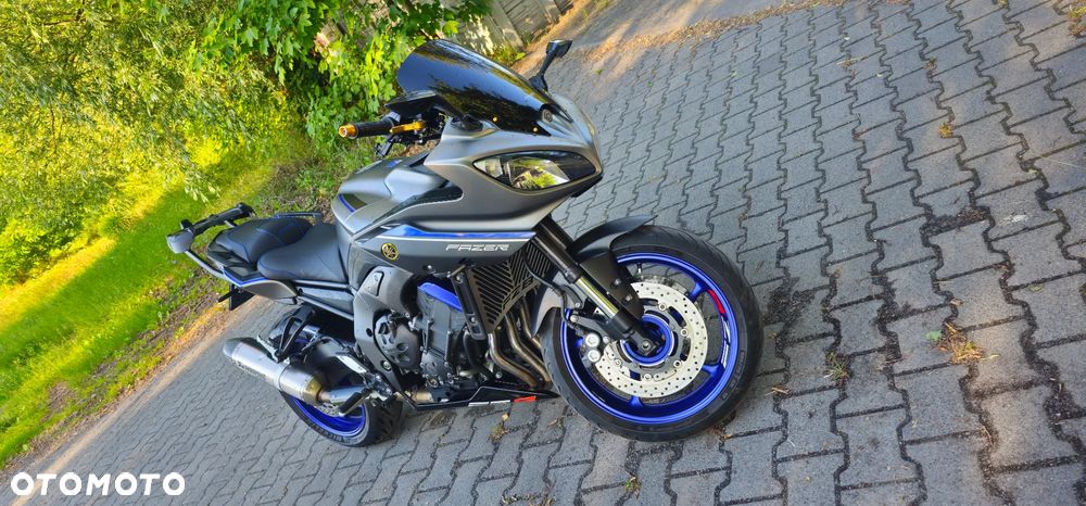 Yamaha FZ8 - 8