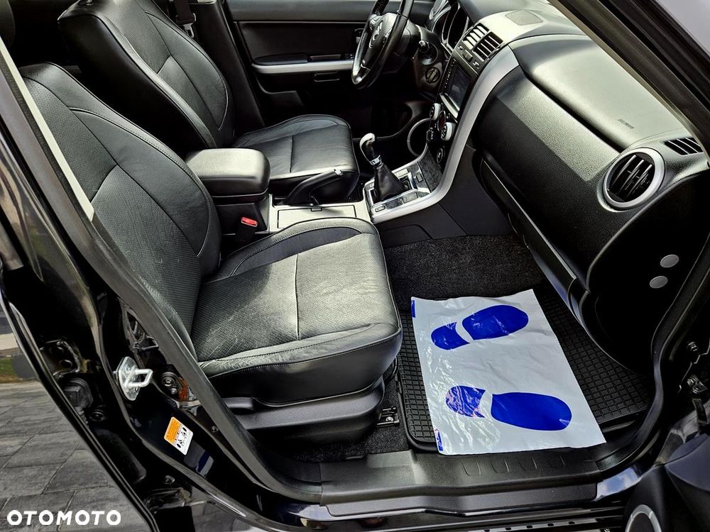 Suzuki Grand Vitara - 26