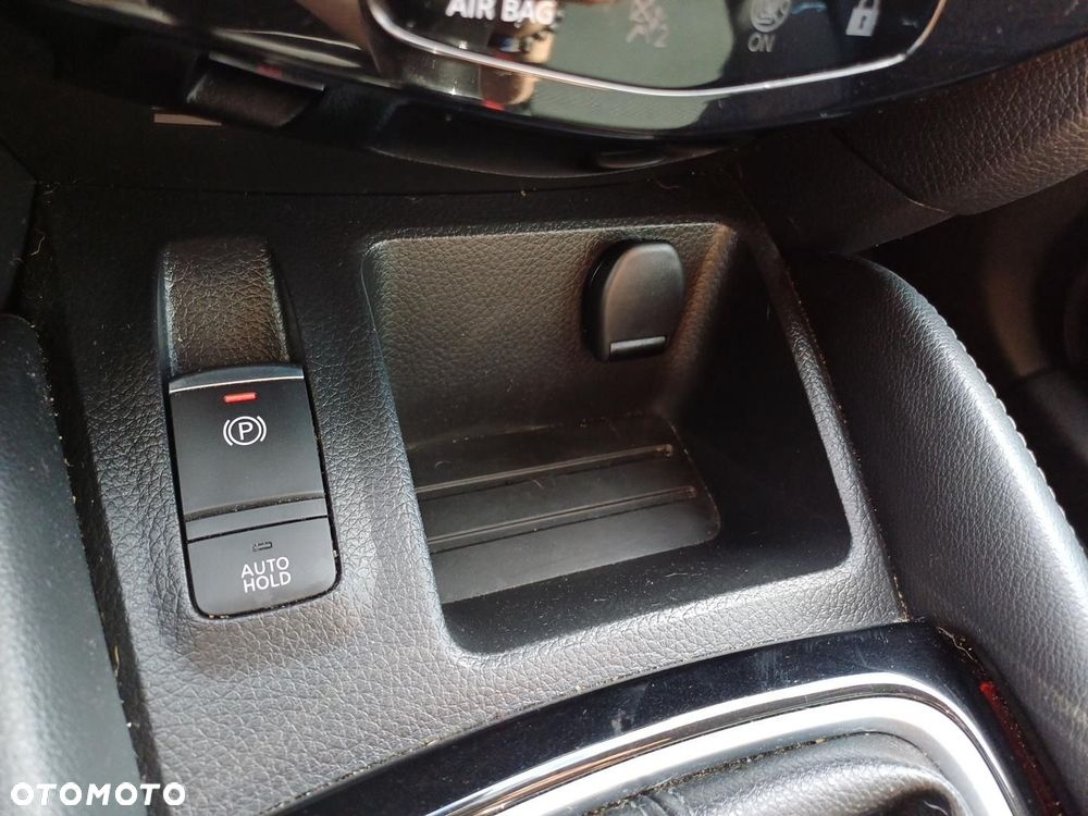 Nissan Qashqai 1.2 DIG-T N-Connecta - 25