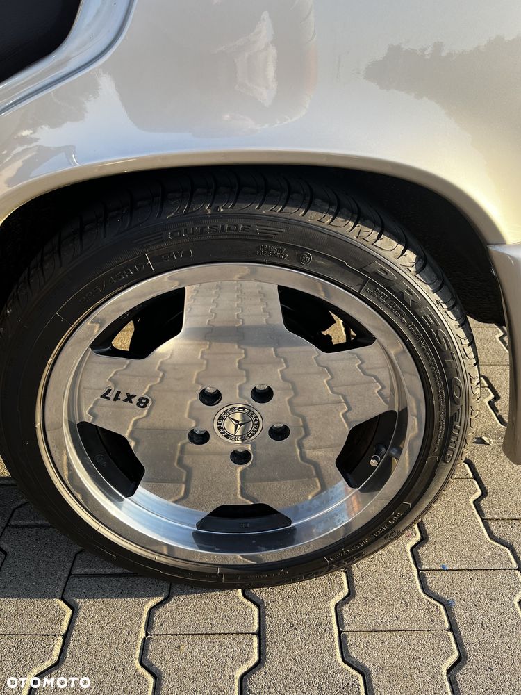 Mercedes-Benz W201 (190) - 10