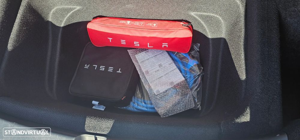 Tesla Model Y Long Range Tração Integral - 23