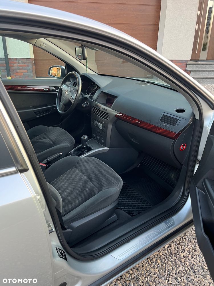 Opel Astra 1.6 Cosmo - 12