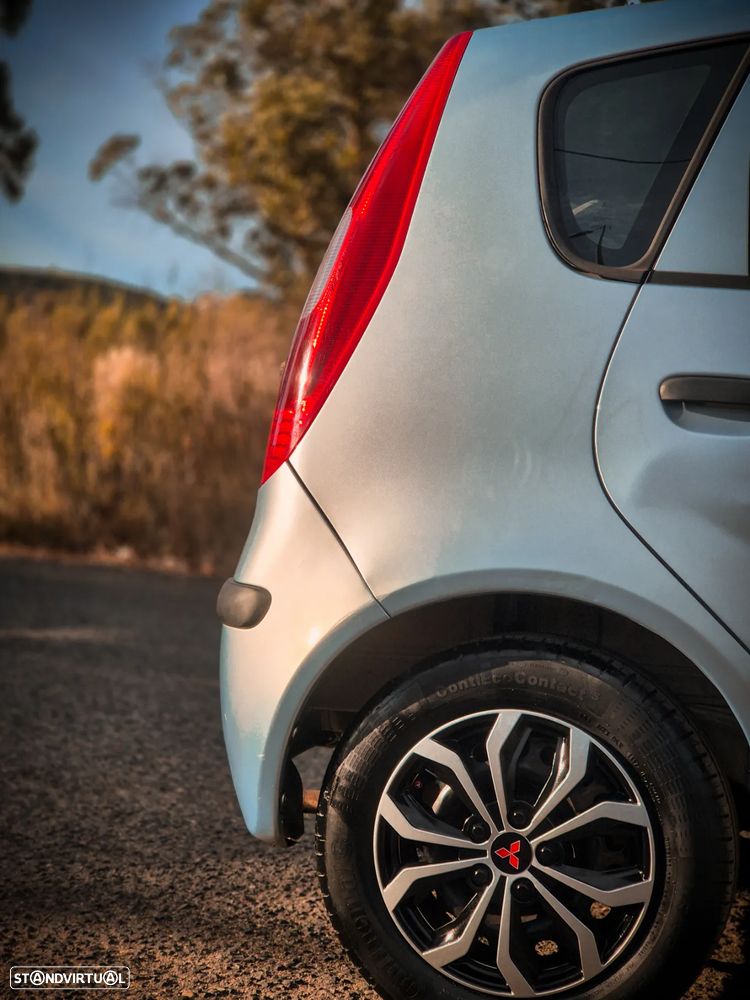 Mitsubishi Colt 1.1 Invite - 4