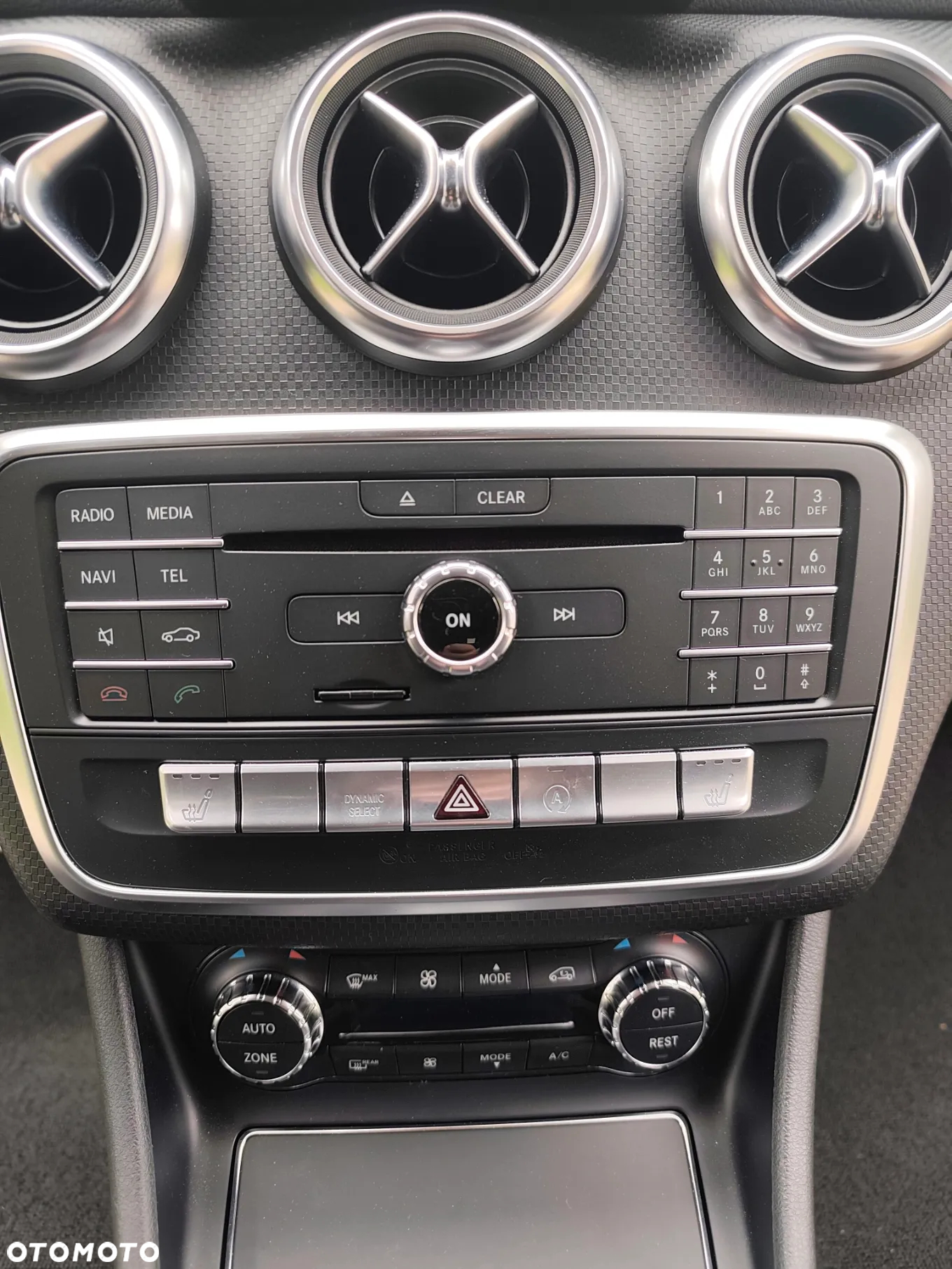 Mercedes-Benz Klasa A 180 CDI 7G-DCT AMG Line - 27
