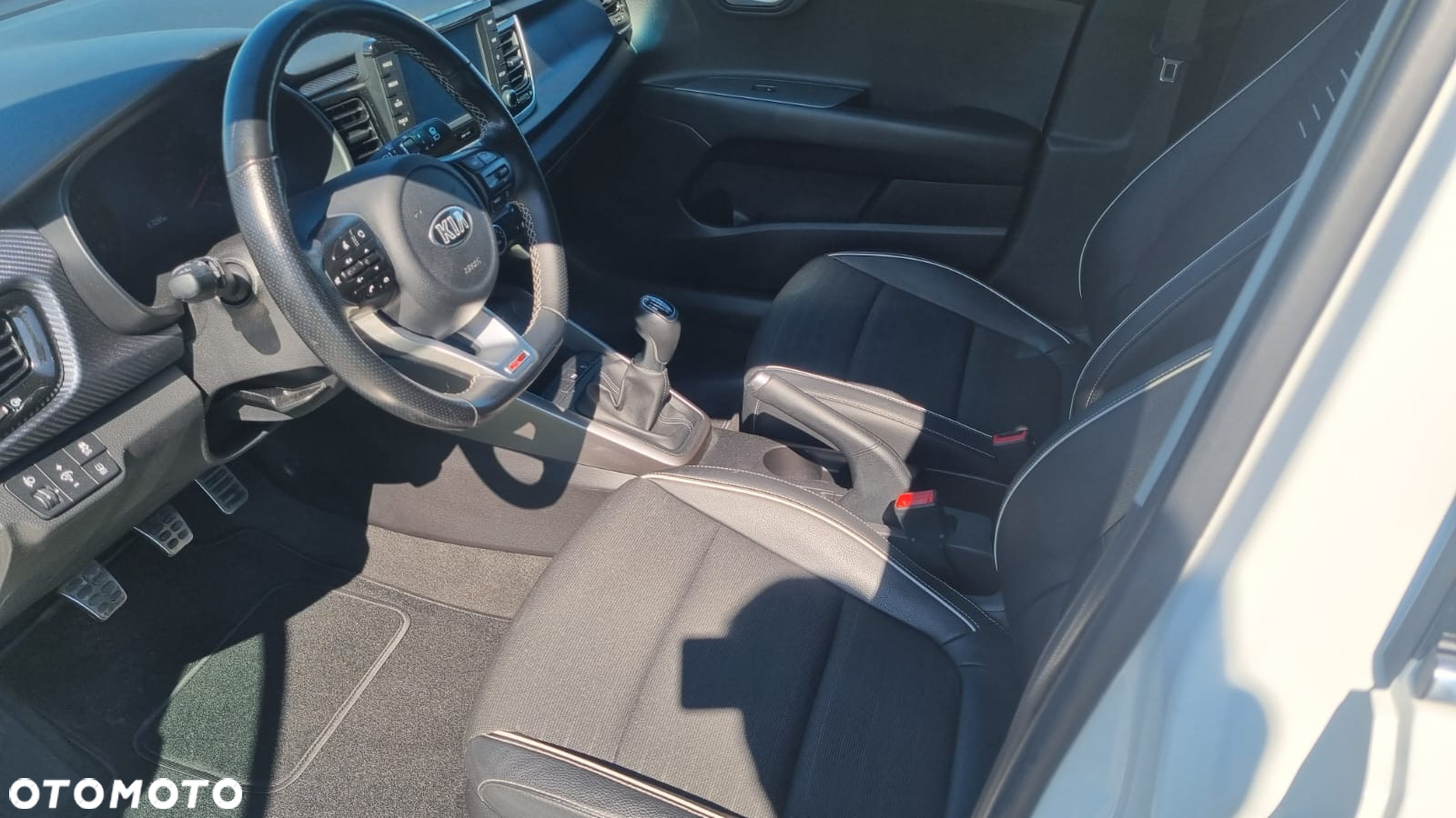 Kia Rio 1.0 T-GDI 100 GT Line - 22
