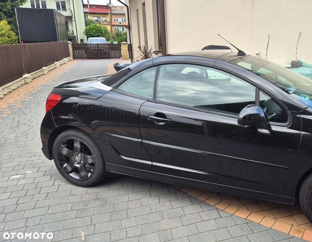 Peugeot 207 CC - 3