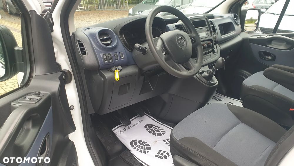 Opel VIVARO - 12