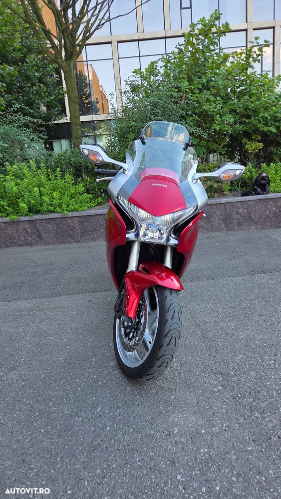 Honda VFR 1200F - 5
