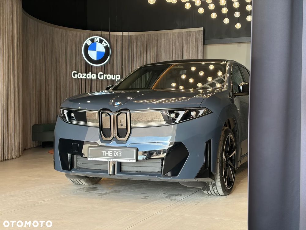 BMW iX3 50 xDrive 113.4kWh - 7