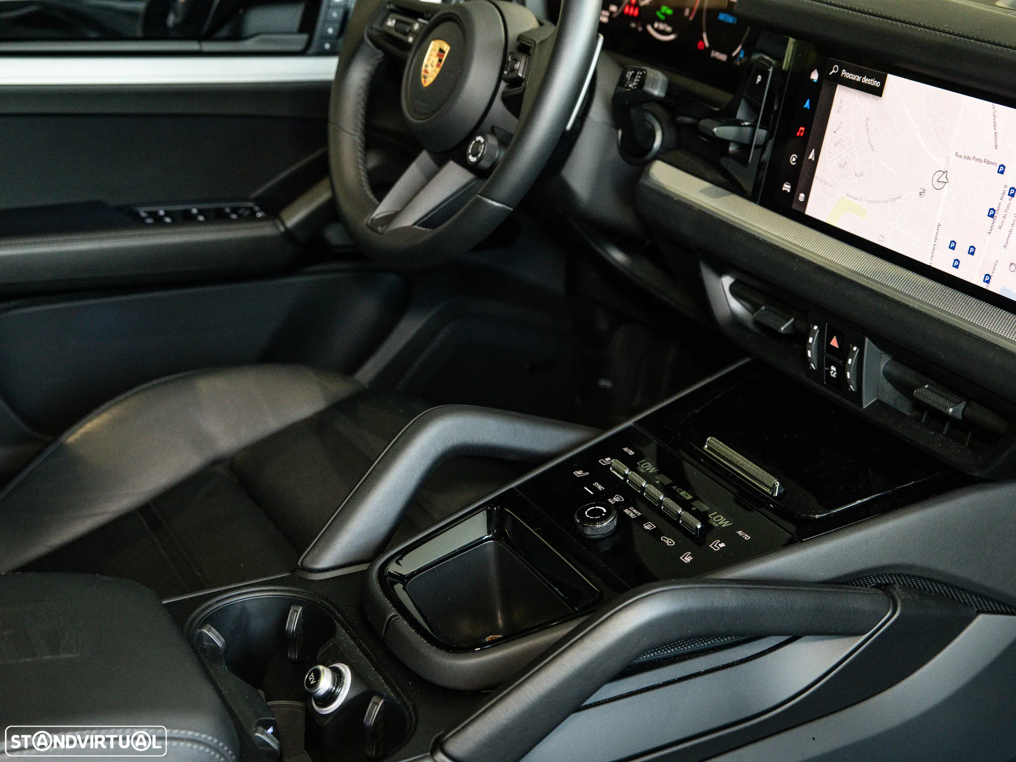 Porsche Cayenne Coupé E-Hybrid - 56