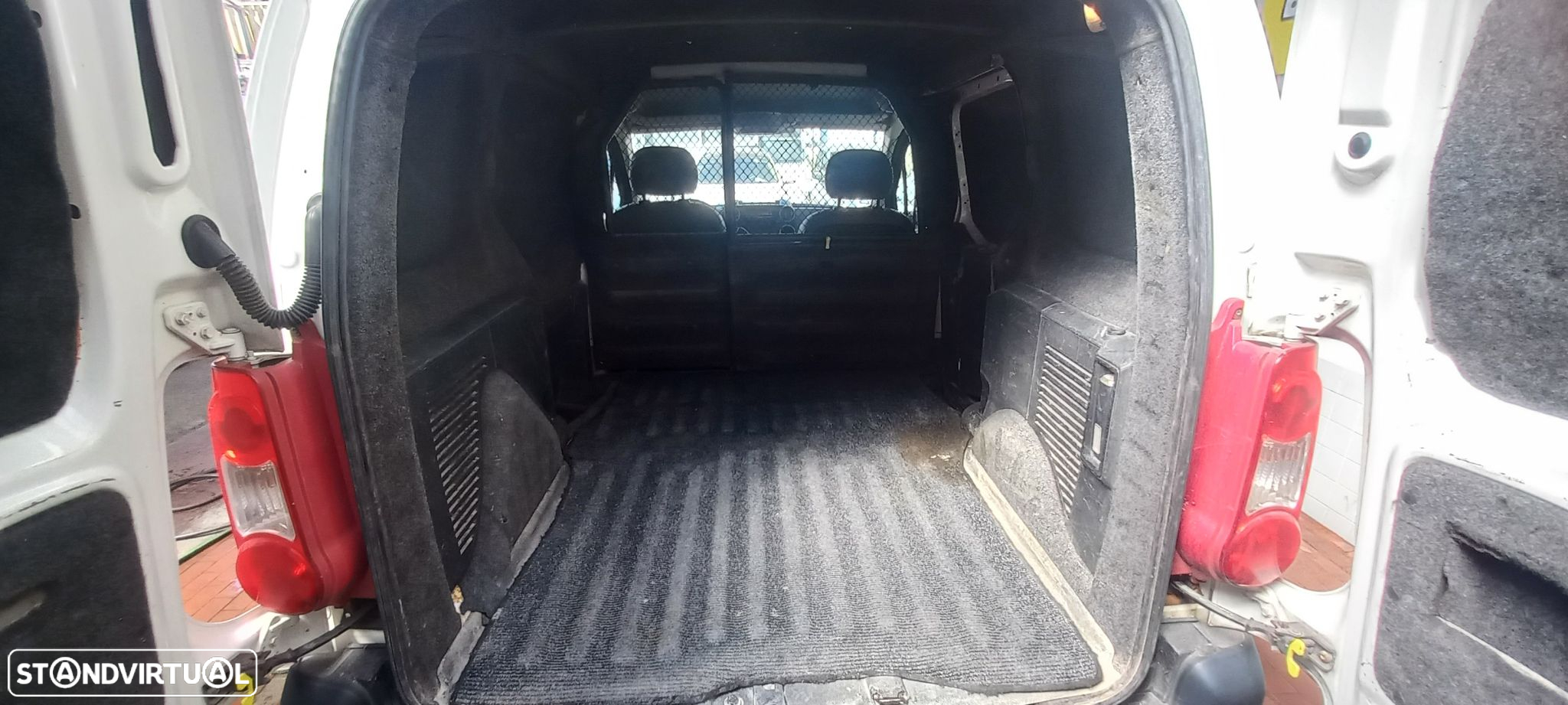Peugeot Partner 1.6 HDi Confort - 11