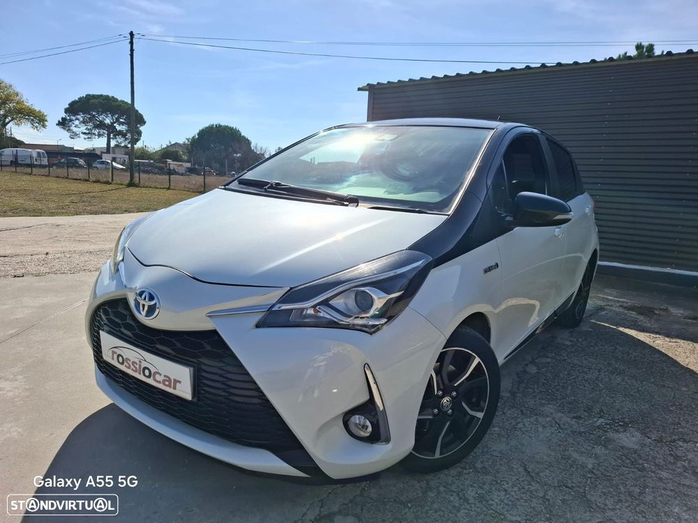 Toyota Yaris 1.5 HSD Square Collec.White - 2