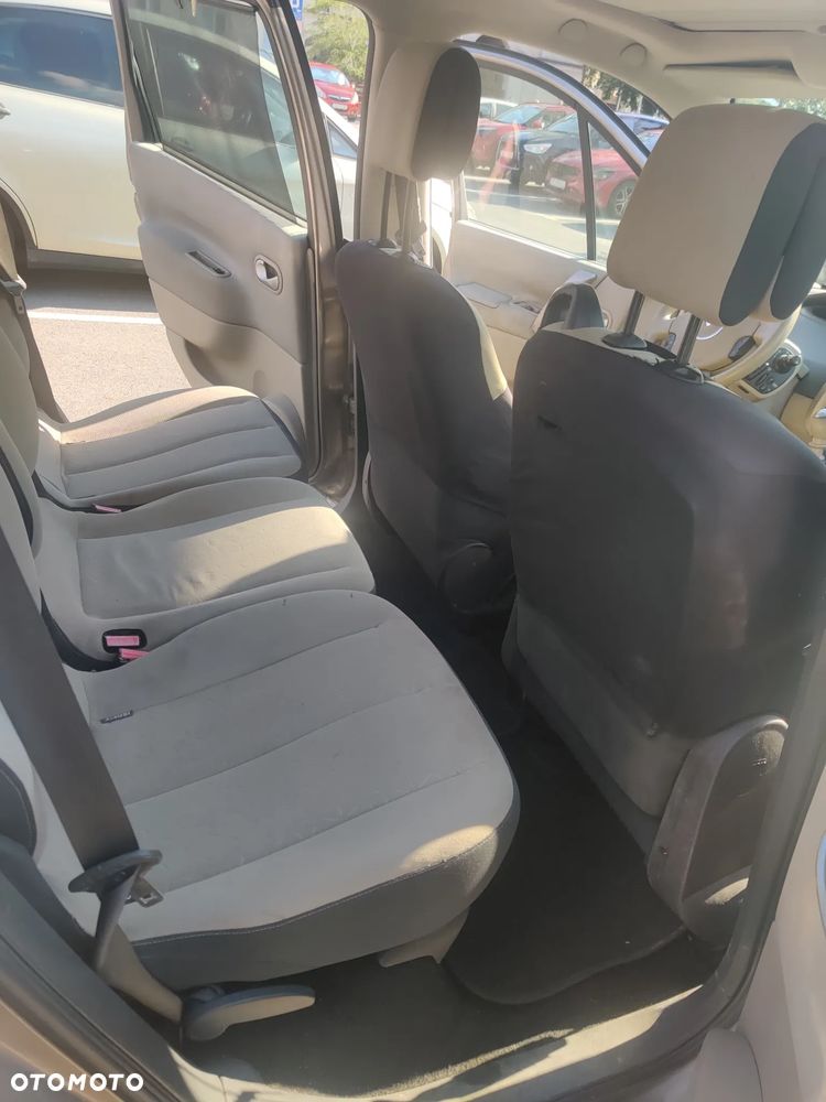 Renault Grand Scenic Gr 1.9 dCi Privilege - 10