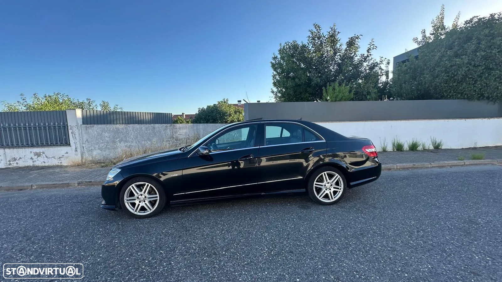 Mercedes-Benz E 250 CDi Avantgarde BlueEfficiency - 2