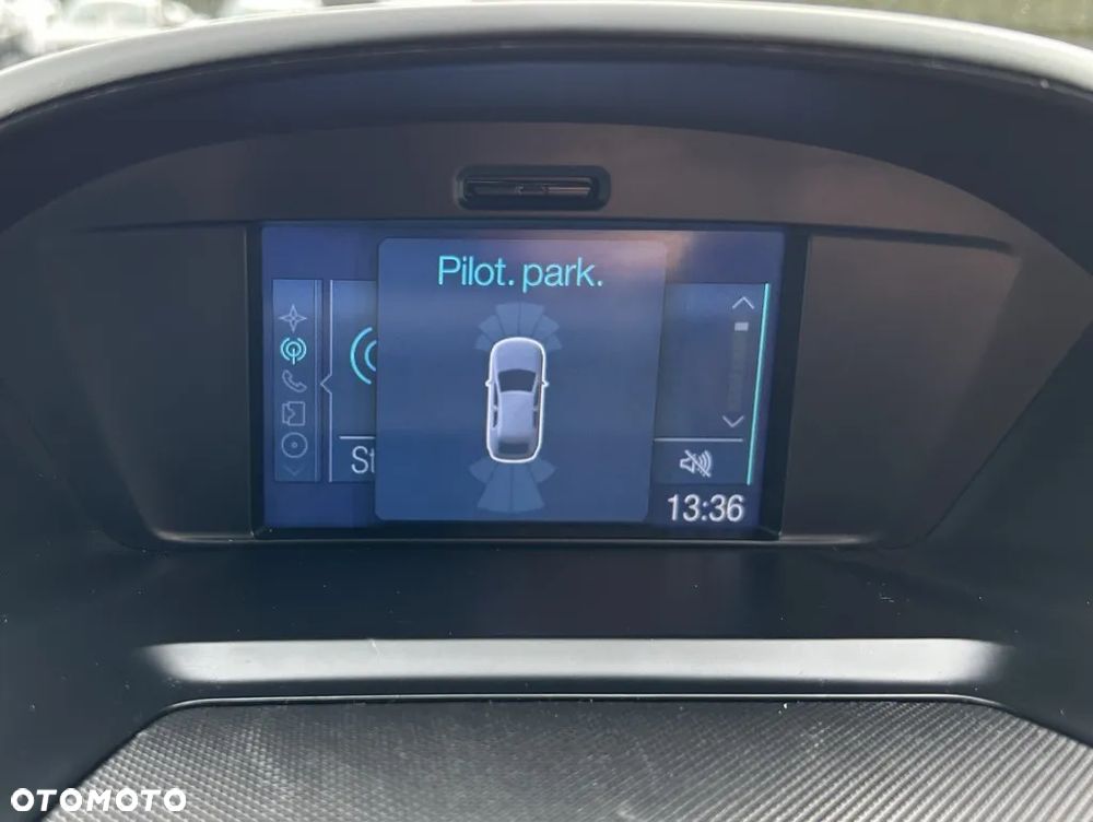 Ford Kuga - 20