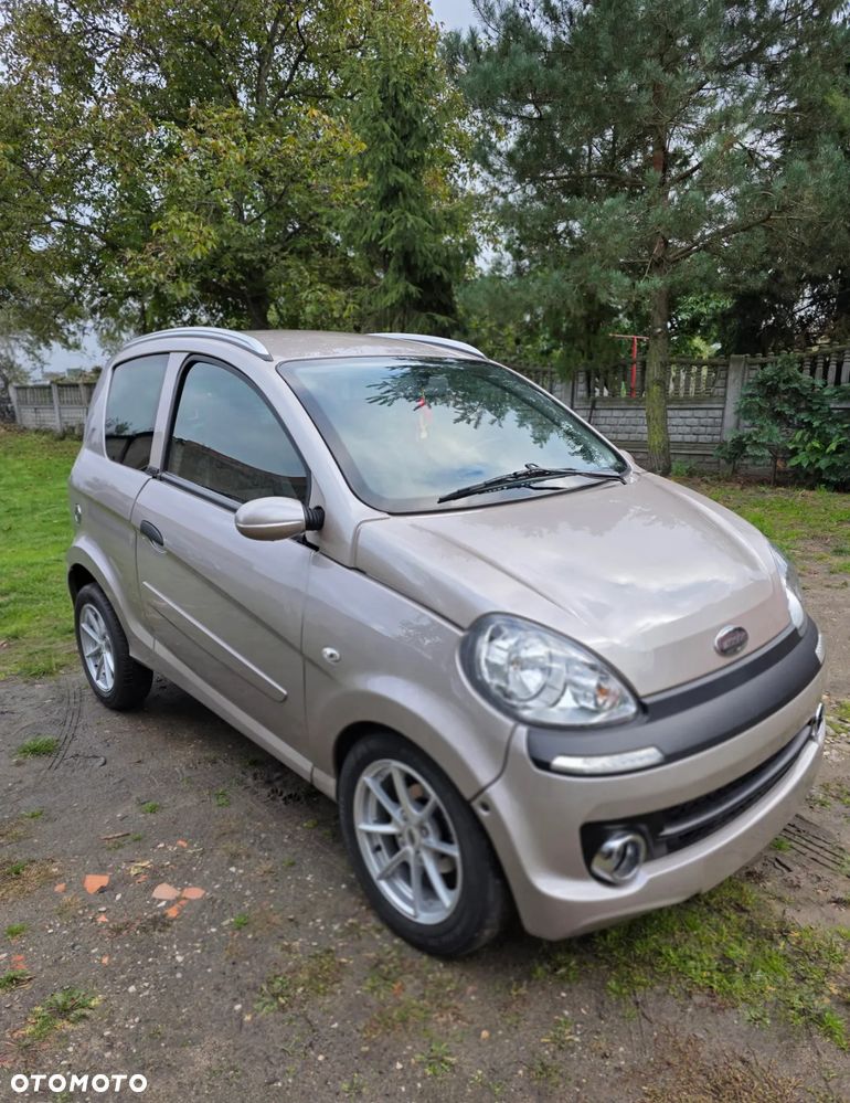Microcar M.GO - 8