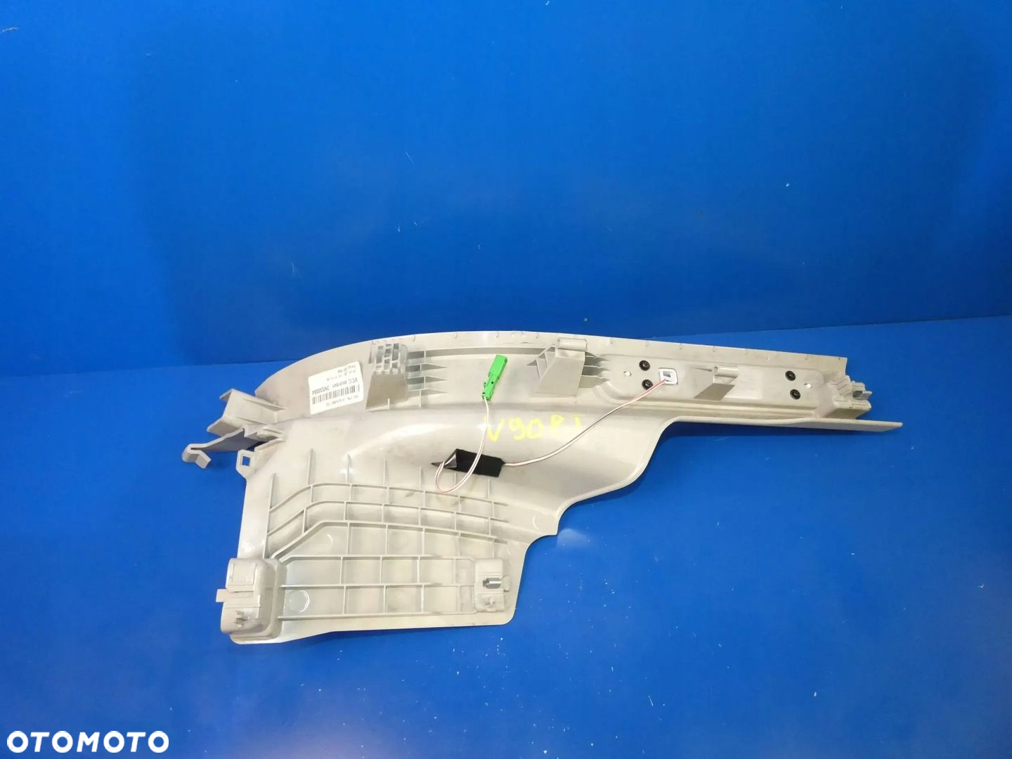 VOLVO V90 II NAKŁADKA PROGOWA LISTWA LED PRAWY TYŁ - 2